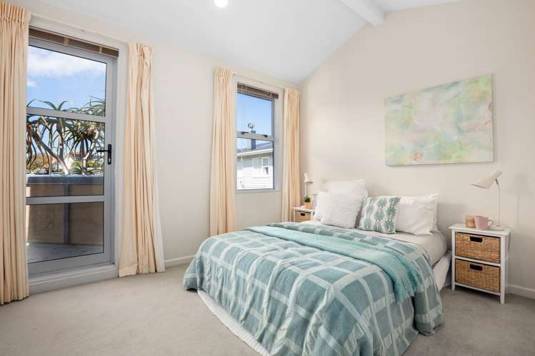 4 Clutha Avenue Khandallah_16