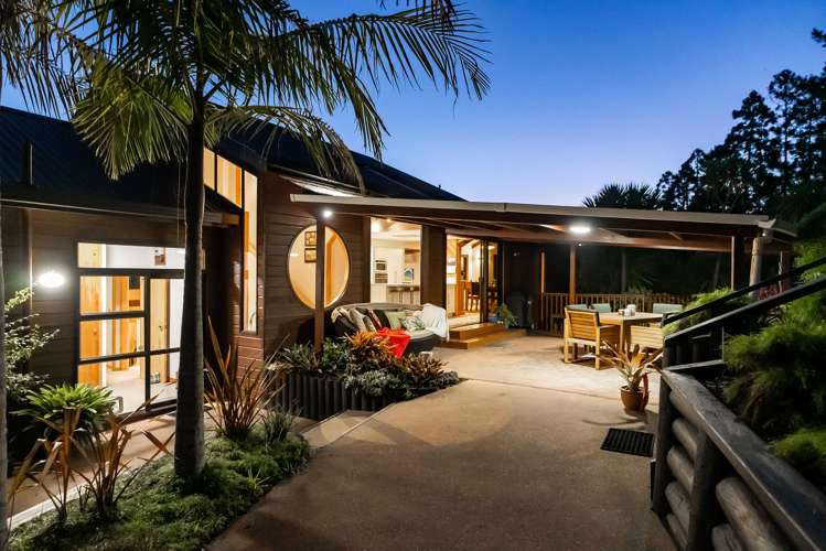 118 Memorial Drive Parahaki_17