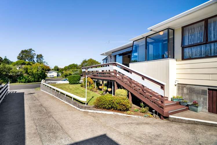 14 Trelawney Crescent Westown_23