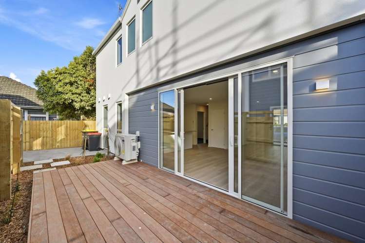 2/65 Acacia Avenue_2
