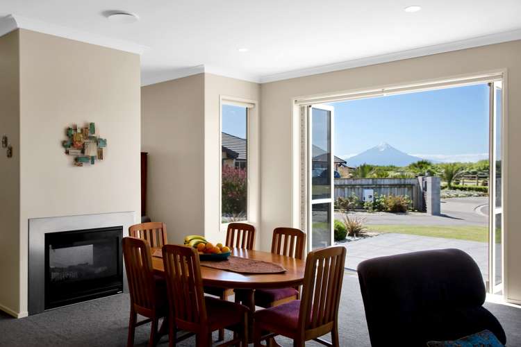 12 Denby Heights Hawera_13