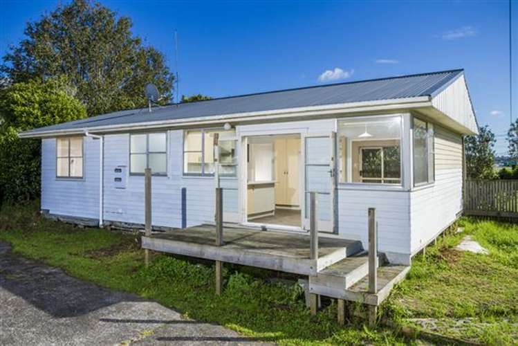 12 Marewa Street Te Atatu South_1