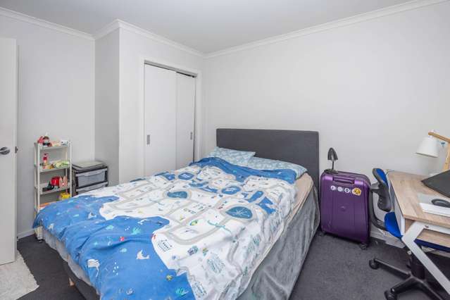 2/3 June Place Hamilton East_4