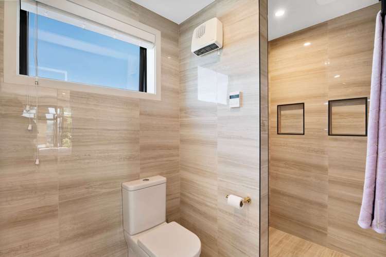 52 Stratford Drive Cromwell_9