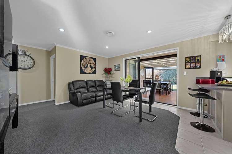 27 Awaroa Stream Drive Waiuku_7