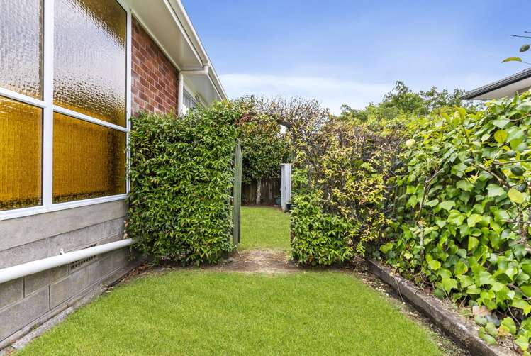 19 Wicklow Road Narrow Neck_12