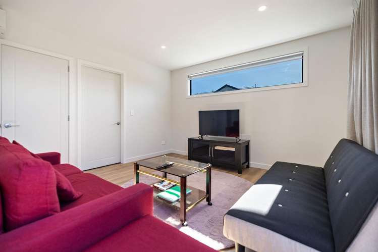 6 Shallow Close Jacks Point_25