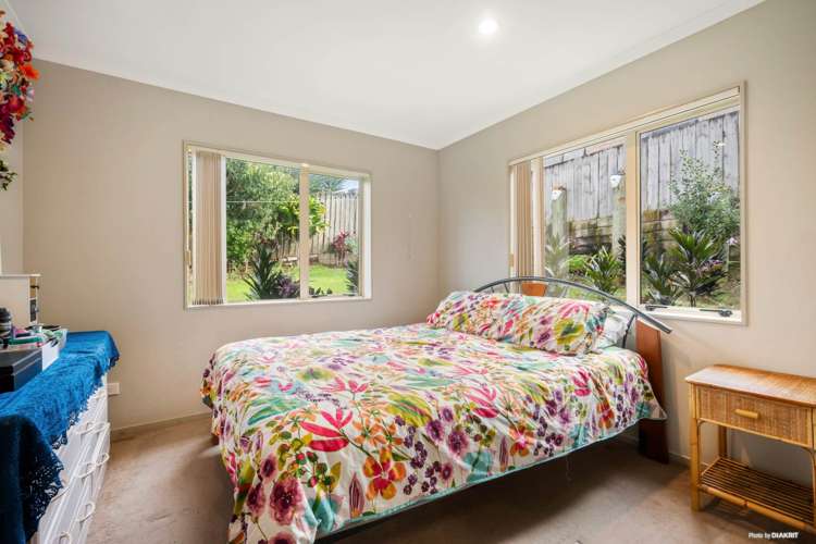 86 Robert Skelton Place Clendon Park_8