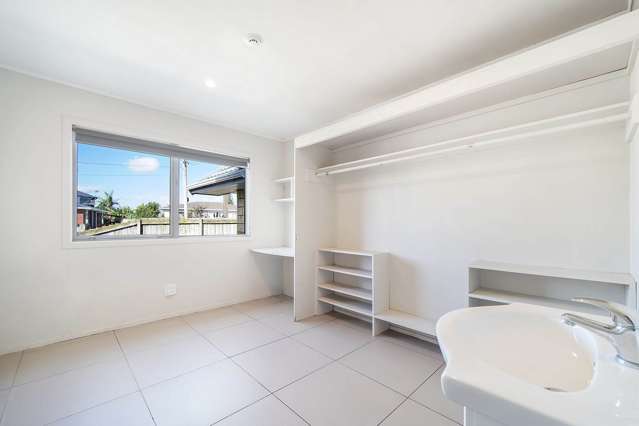 Room 1/7B James Street Mangere East_3