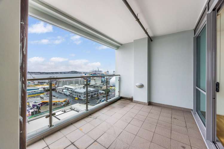 1401/30 Beach Road Auckland Central_14