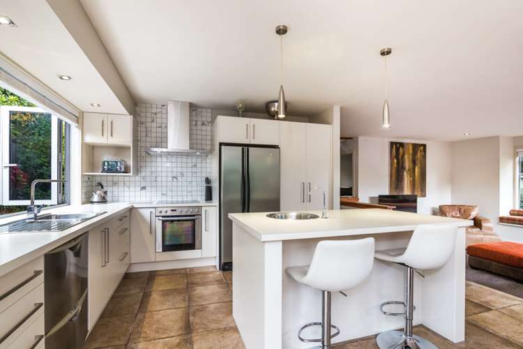 2/26 Awanui Street Hilltop_11