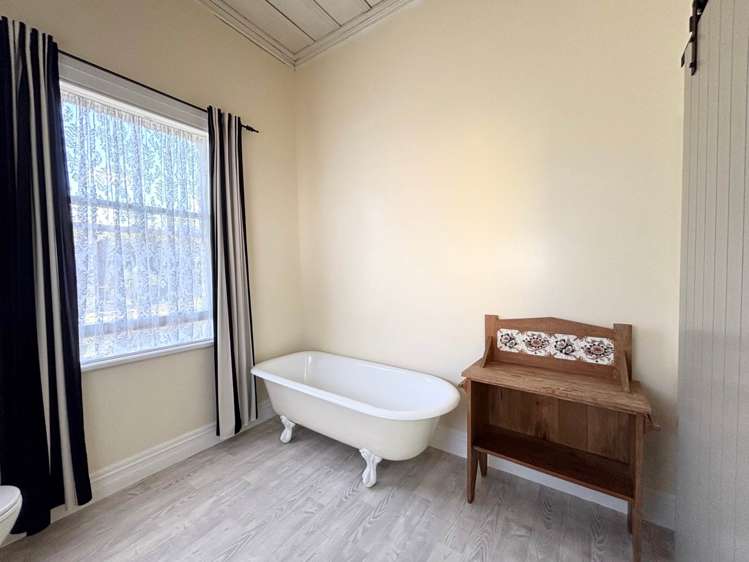 32 Kitchener Road Waiuku_13