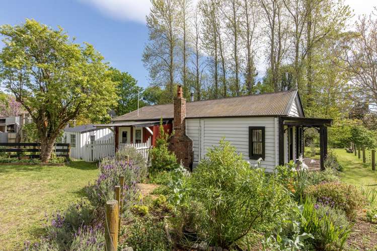 48 Phillips Street Tikokino_13