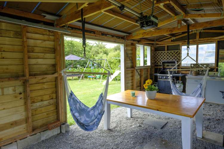 4 Wairaka Road Pukerua Bay_14