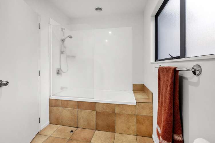 54 Brymer Road Grandview Heights_23