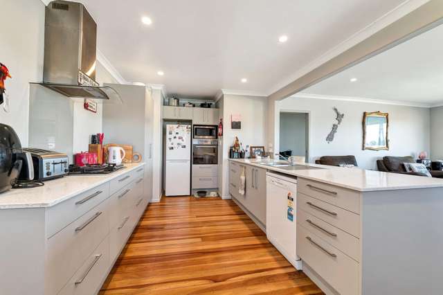 29 Simons Street Moturoa_3