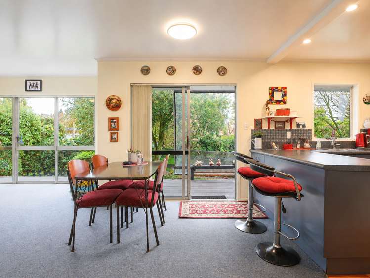 17 Saxbys Road Glenview_5