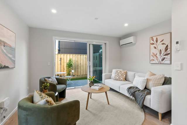 21 Derwent Street (8 x finished homes) Island Bay_3
