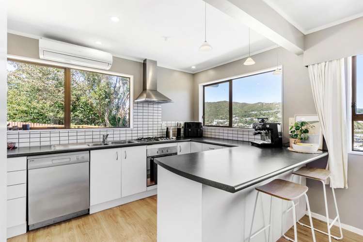 34 Percy Dyett Drive Karori_6