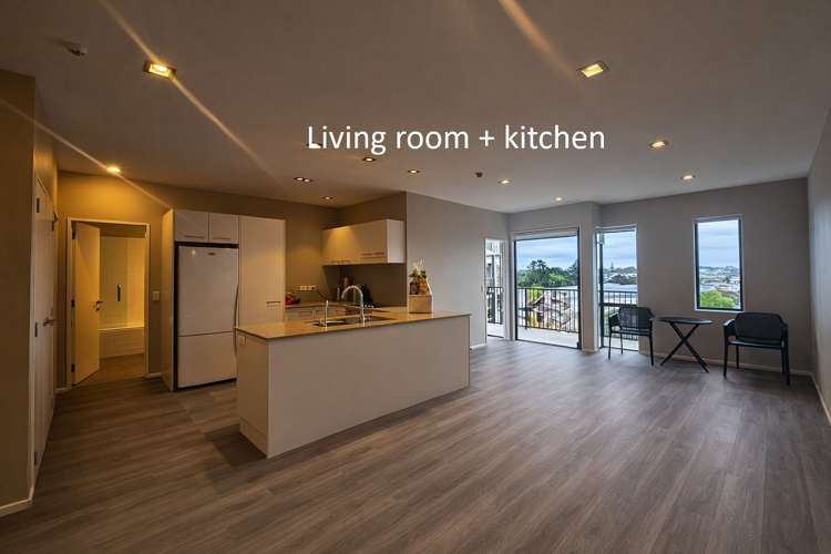 B305/525 East Coast Road Pinehill_7