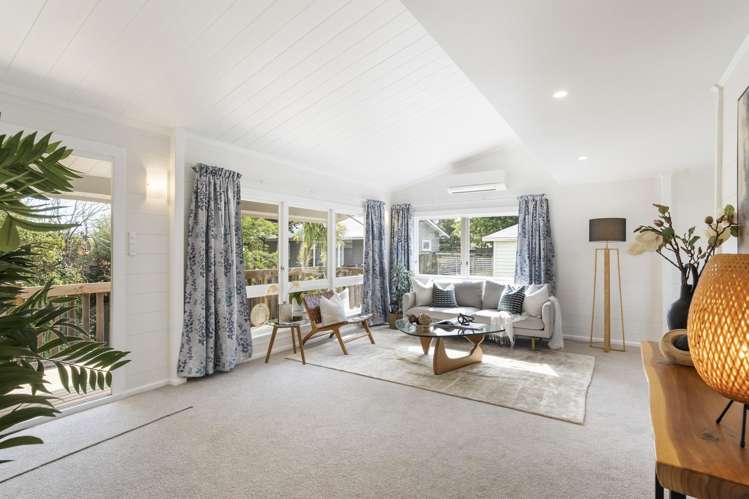 2/40 Salisbury Road Birkdale_3