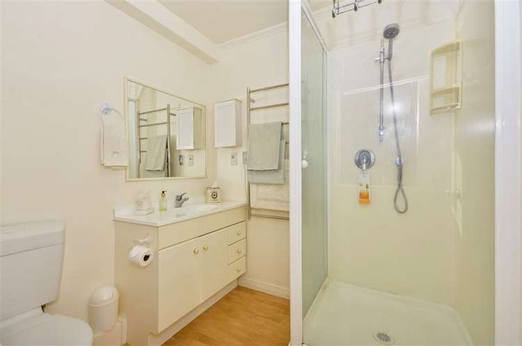 28 Penguin Drive Murrays Bay_19