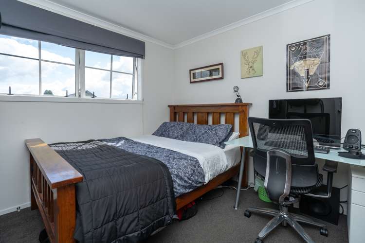 24 Chiefs Court Hamilton East_9