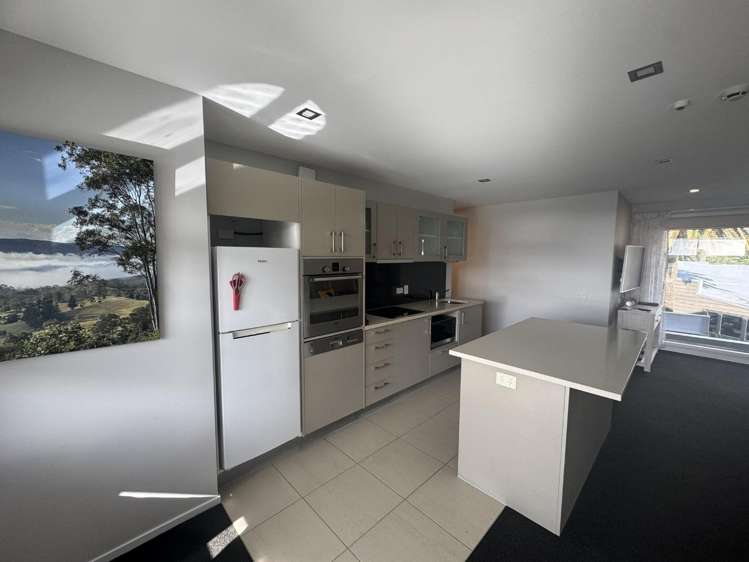 107/8 The Esplanade Whitianga_2