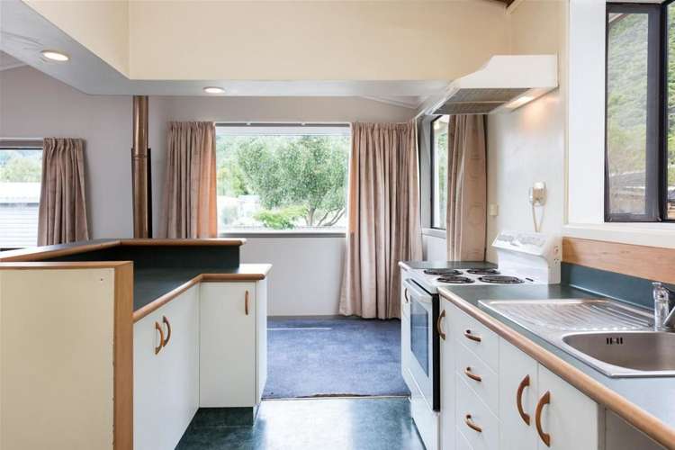 22 Ngaio Street Rarangi_4