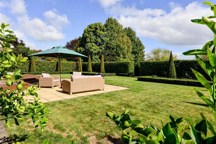4 Charles Henry Place Harrowfield_7