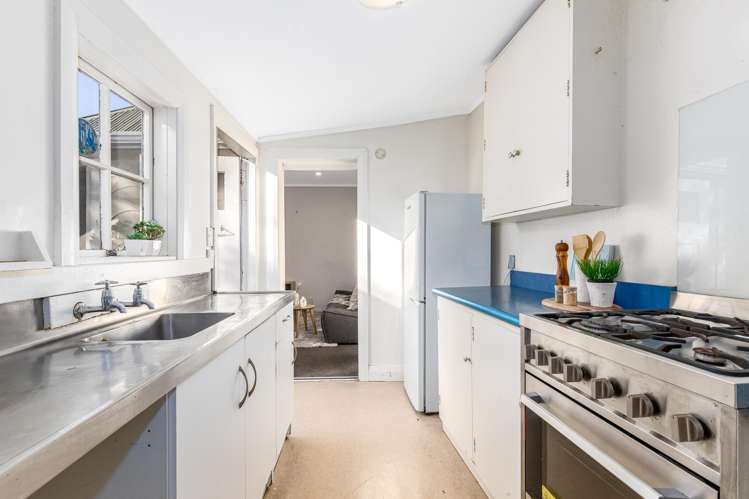 4 Hanson Street Mount Cook_7