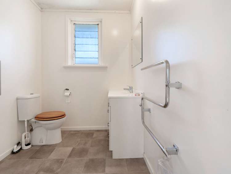 32 Farm Street Lumsden_19