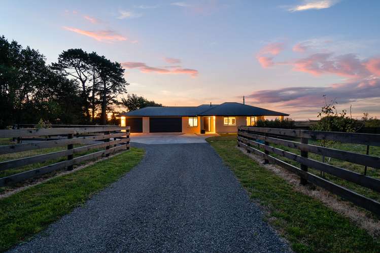 245 Ashhurst Road Bunnythorpe_35