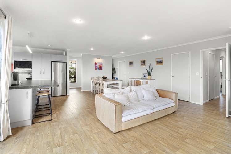 113 Edinburgh Street Pukekohe_8