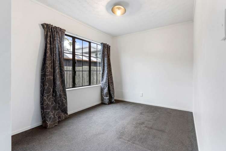 16a Regina Street_5