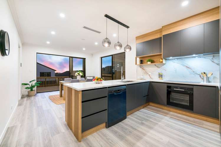 25 Christella Street Flat Bush_6