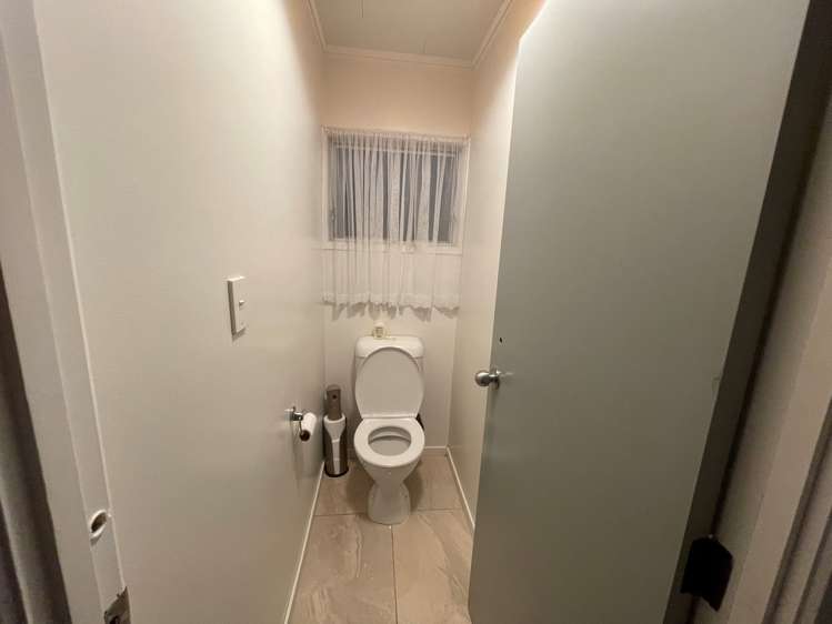 219 Mahia Road Wattle Downs_6