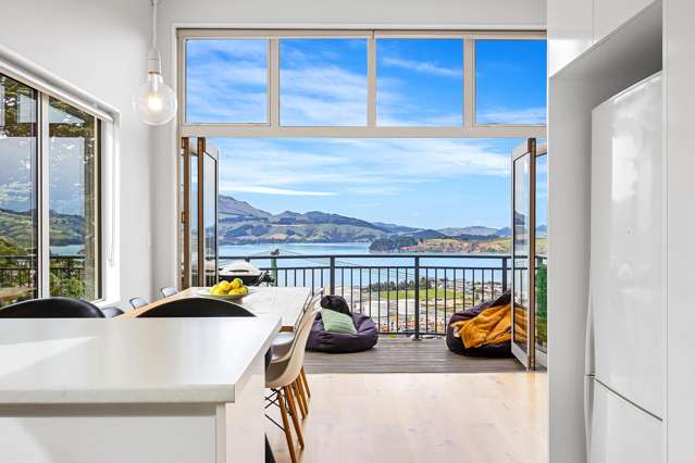 Unmatched Views Over Lyttelton Harbour!