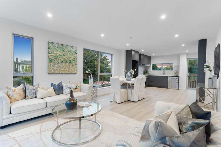 26C Trojan Crescent New Lynn_13