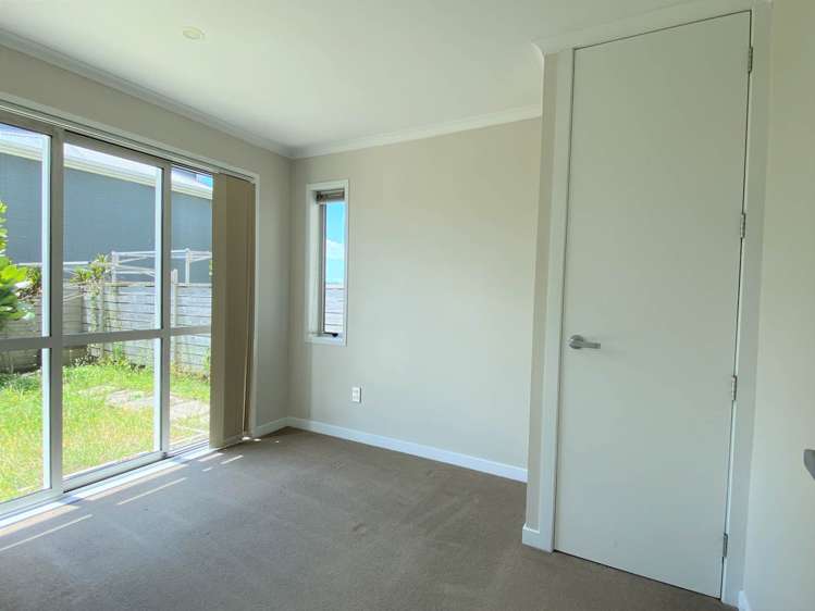 100 Arrowsmith Drive Flat Bush_6