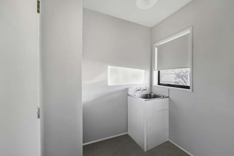 1/16B Langham Place Redwood_12