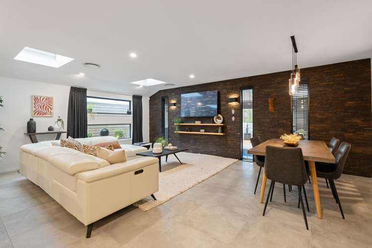 5 Riroriro Close Crofton Downs_20