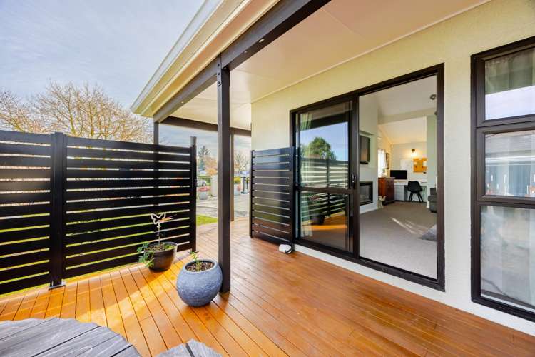 402 Park Road South Akina_29
