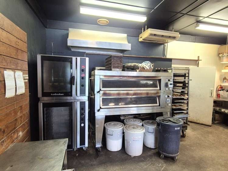 218 Main Highway Otaki_4