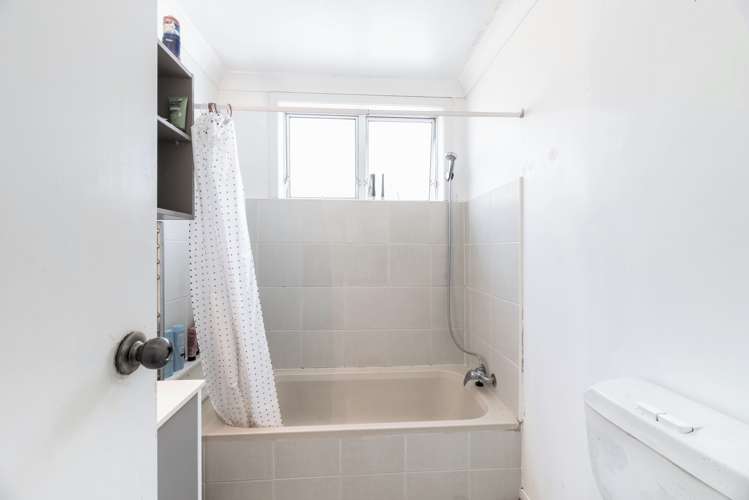 99 Rockfield Road Penrose_7