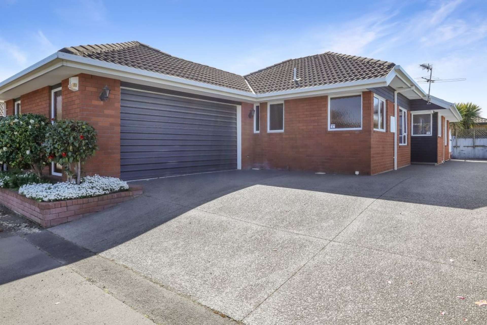 1/61A Strathfield Avenue Dallington_0