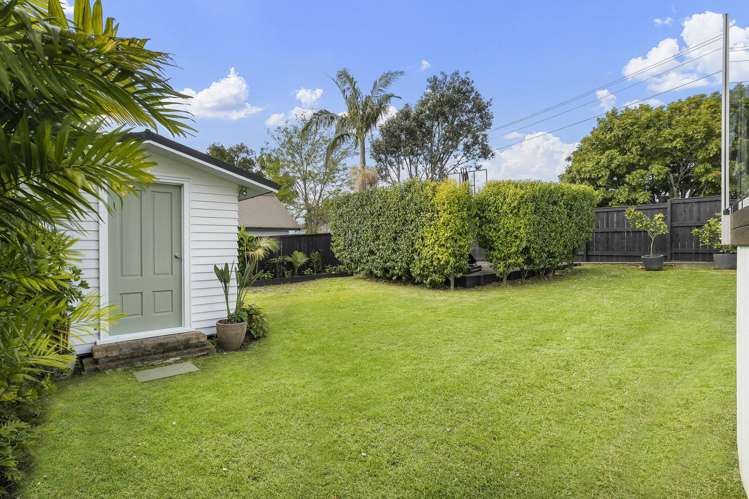 36 Parkdale Road Mount Albert_10