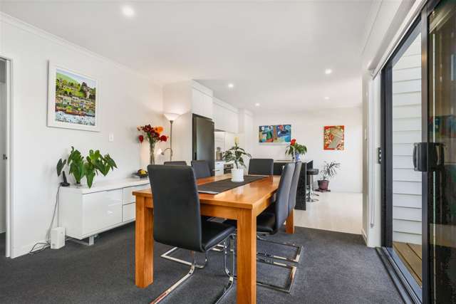 2/13 Manning Street Hamilton Central_4