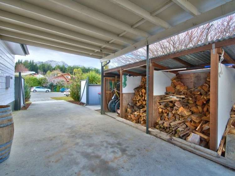 8 Larch Court Kelvin Heights_23