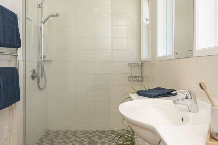2/1 Henry Hill Road Hilltop_18